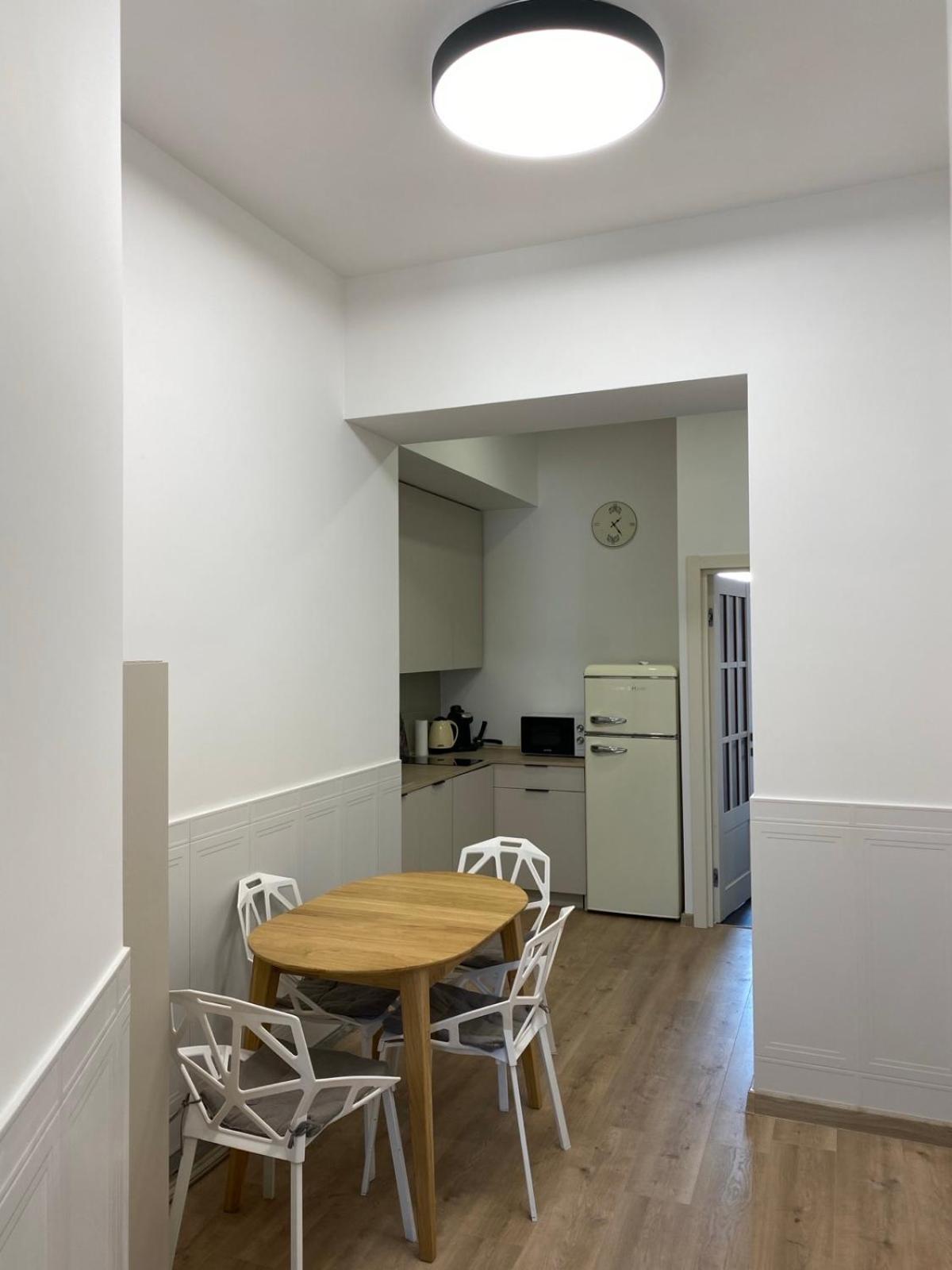 3 Bedrooms Apartment On Nasypna 3 Lwów Zewnętrze zdjęcie